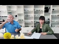 Klient rozwoju produktu z zaufaniem